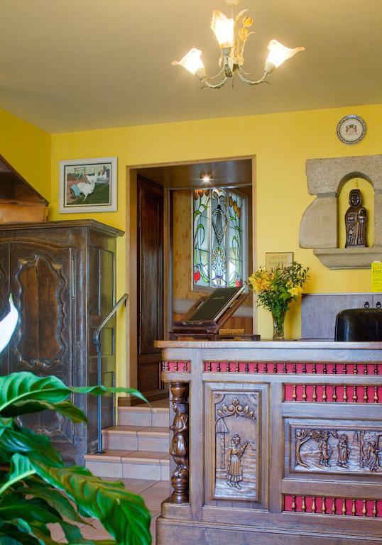Au Relais Du Porhoet Guilliers Dış mekan fotoğraf